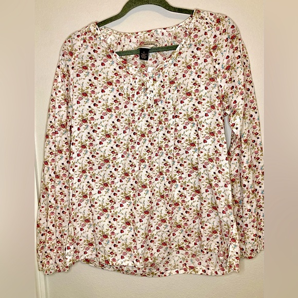 Bit & Bridle Tops - 🎊2 FOR 1🎊 Bit and Bridle Ling Sleeve Blouse